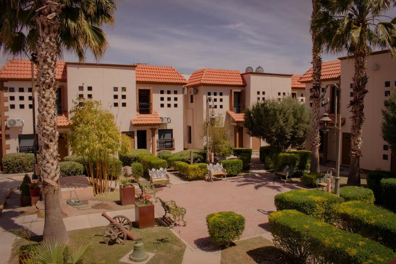 Suites Cervantes チワワ エクステリア 写真