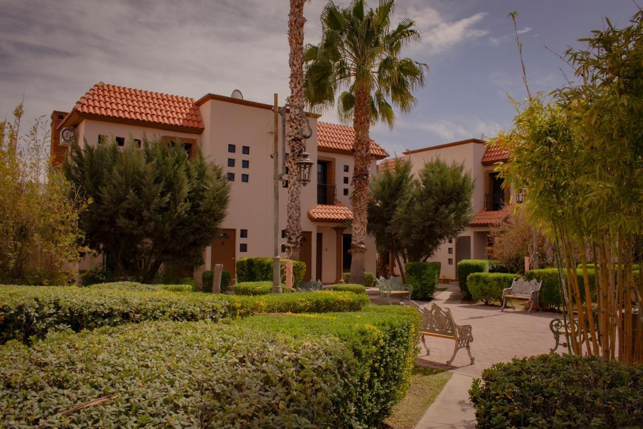 Suites Cervantes チワワ エクステリア 写真
