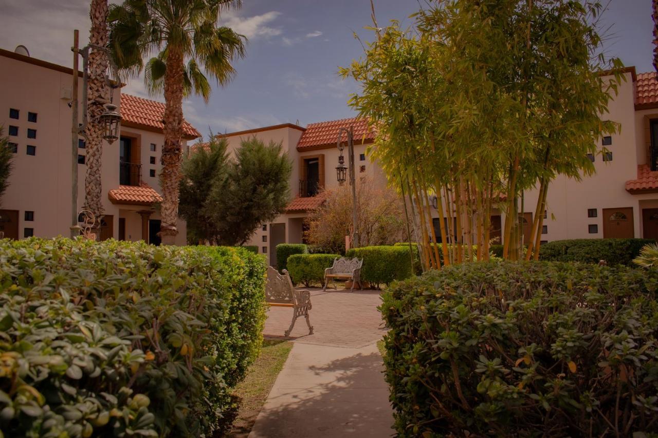 Suites Cervantes チワワ エクステリア 写真